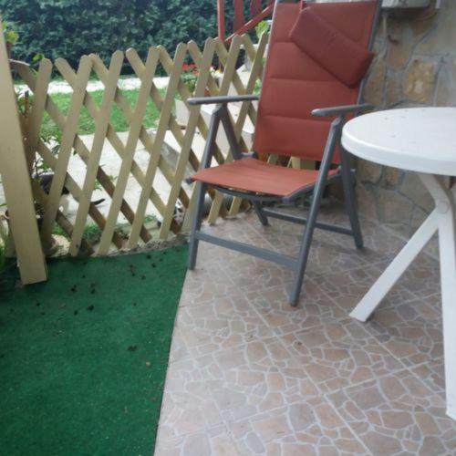 Kriszta Apartmanház Apartamento Balatonlelle Exterior foto